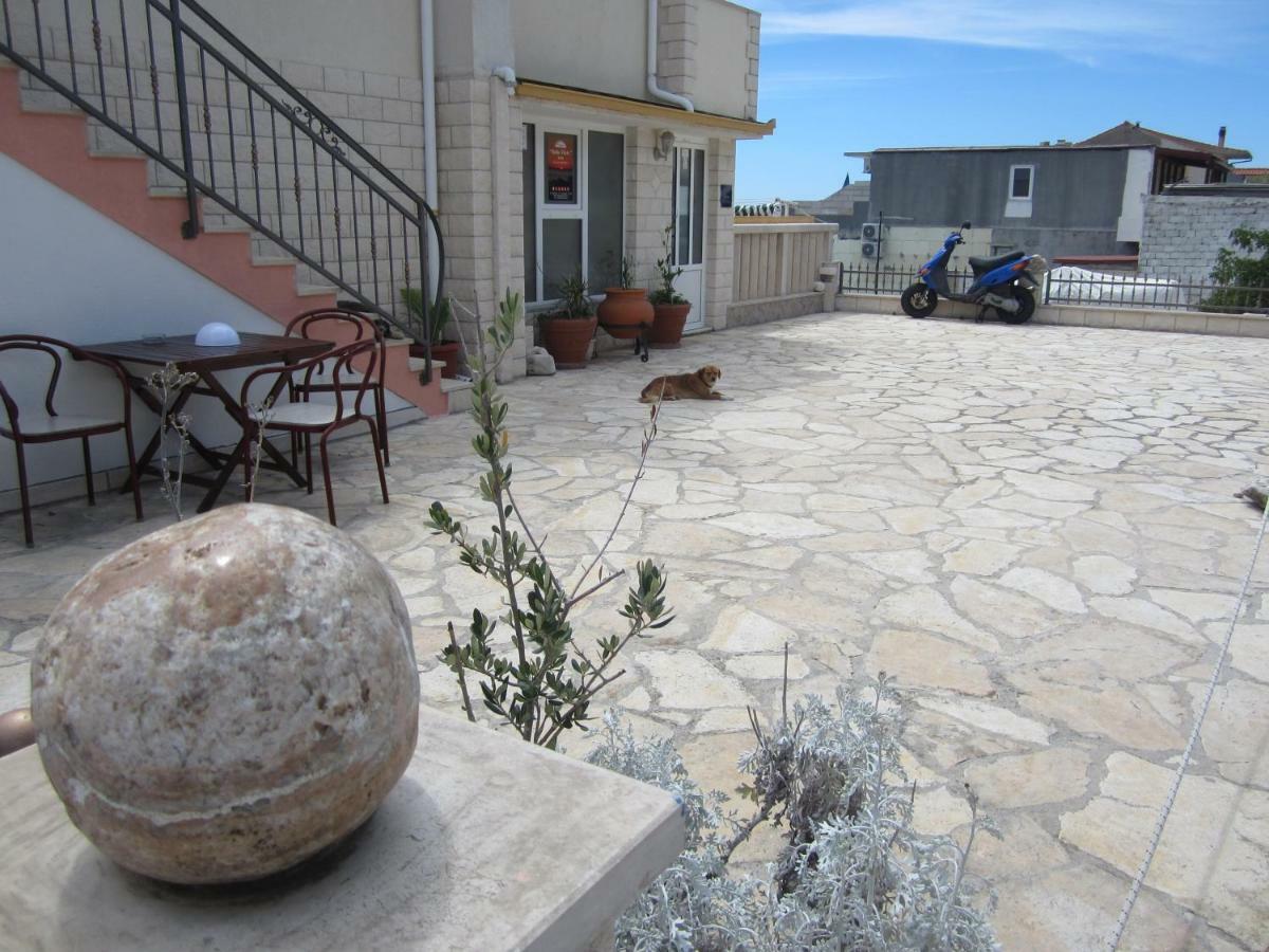 Apartments Villa Bella Vista Hvar Hvar Town Exterior foto